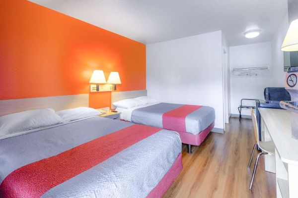 MOTEL 6 KELSO - MT ST HELENS (Kelso)